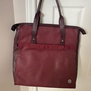Lululemon bag